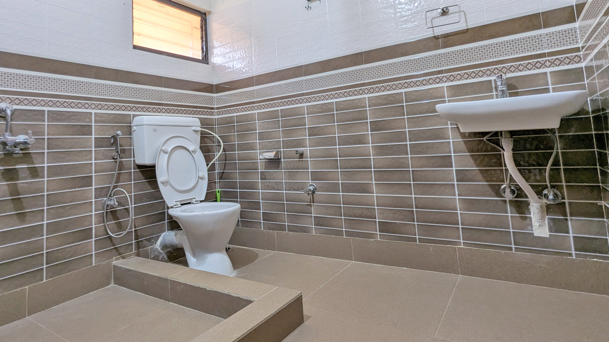 Entrance verandah with wall art.